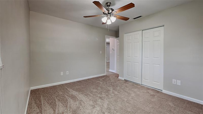 Photo 14 of 21 - 6388 20th St N, Saint Petersburg, FL 33702