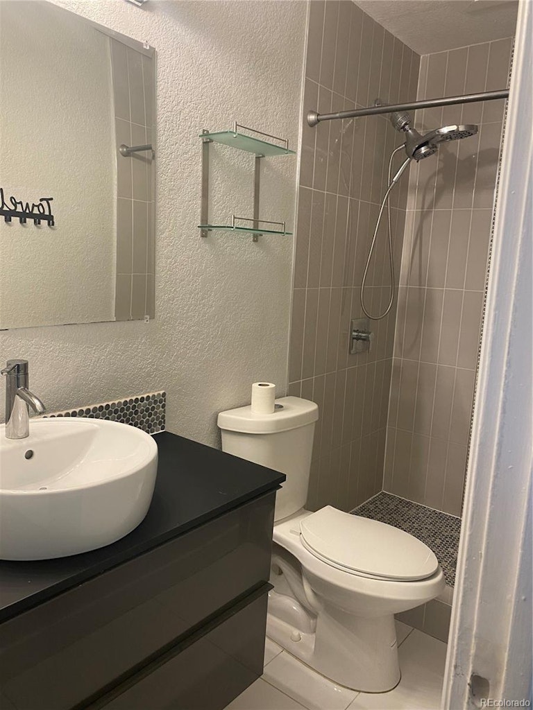 Photo 16 of 22 - 9340 Ellen Ct, Thornton, CO 80229