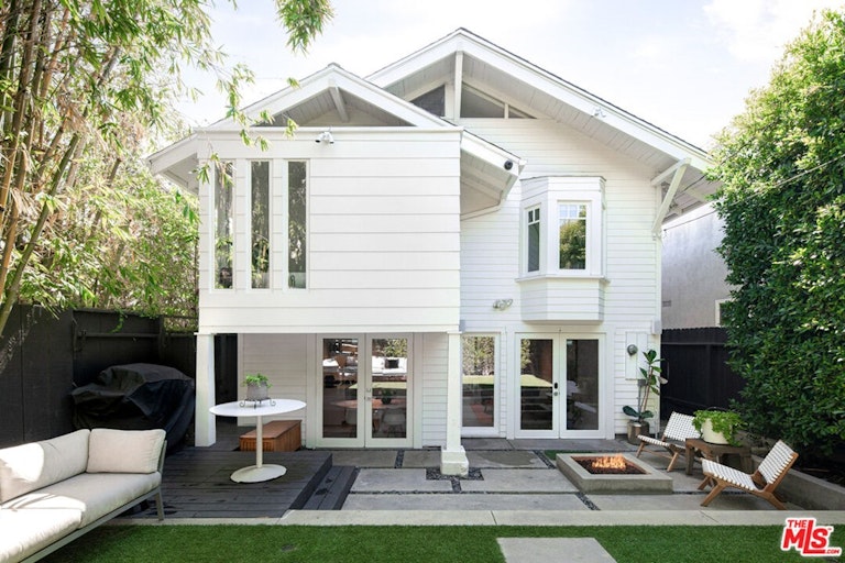 Photo 1 of 20 - 241 Windward Ave, Venice, CA 90291