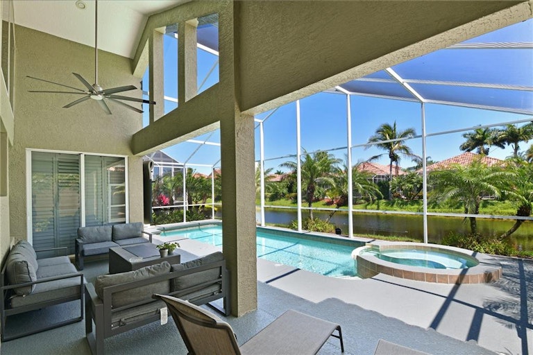 Photo 24 of 51 - 304 9th Ave E, Palmetto, FL 34221