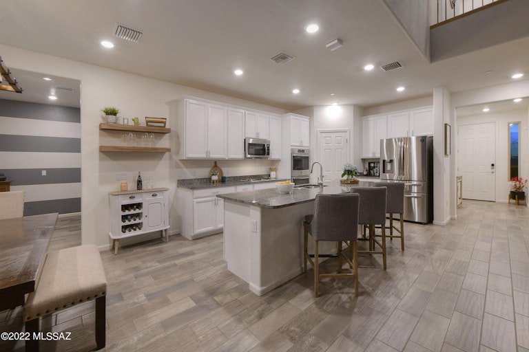 Photo 7 of 40 - 12072 N Gadwall Dr, Marana, AZ 85653