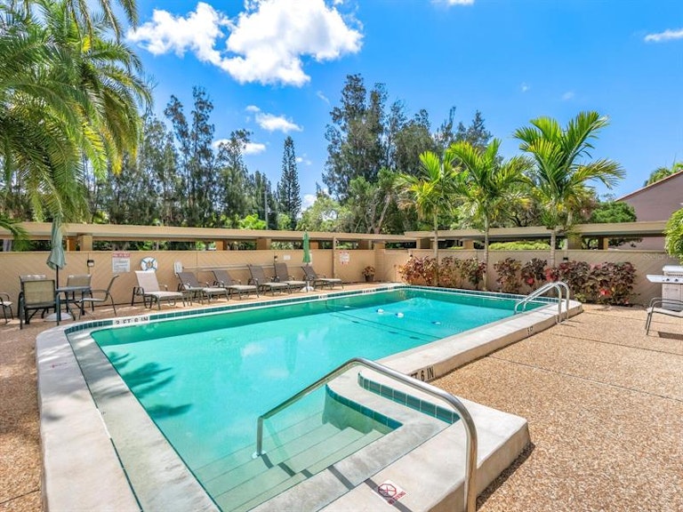 Photo 3 of 55 - 4900 Ocean Blvd #404, Sarasota, FL 34242