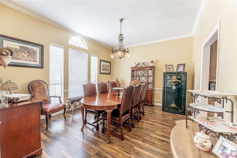 Photo 11 of 36 - 1434 S Fm 740, Heath, TX 75032