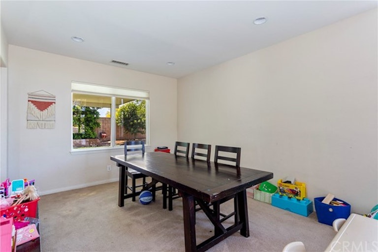 Photo 20 of 44 - 8215 Lantern Pl, Riverside, CA 92508