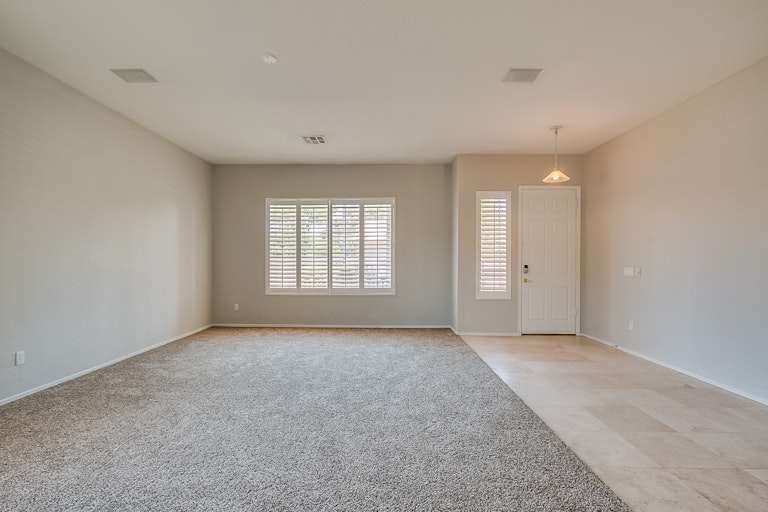 Photo 2 of 25 - 4820 S Robins Way, Chandler, AZ 85249
