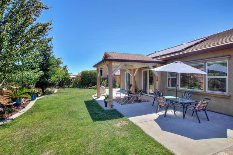 Photo 27 of 37 - 3469 Listan Way, Rancho Cordova, CA 95670