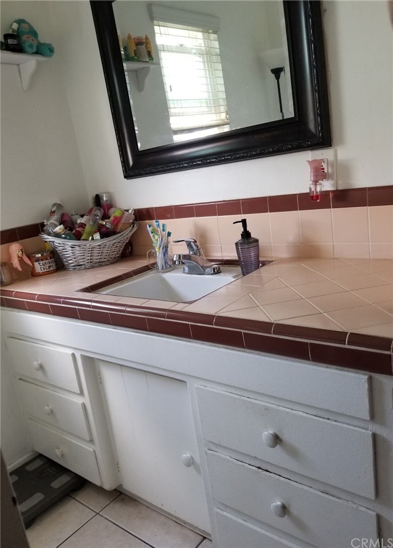 Photo 3 of 6 - 632 Morongo Ave, Banning, CA 92220