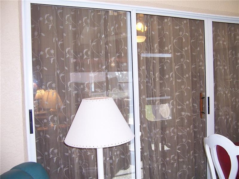 Photo 13 of 25 - 6150 Silver Lakes Dr W, Lakeland, FL 33810