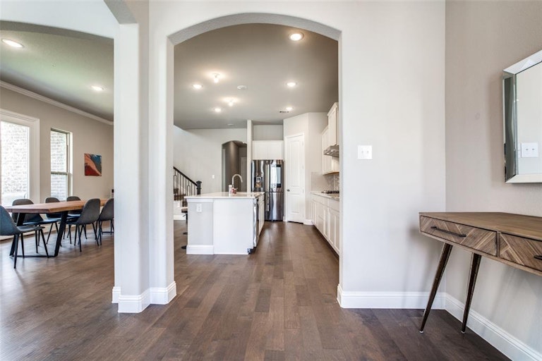 Photo 4 of 31 - 5708 Natchez Ln, McKinney, TX 75070