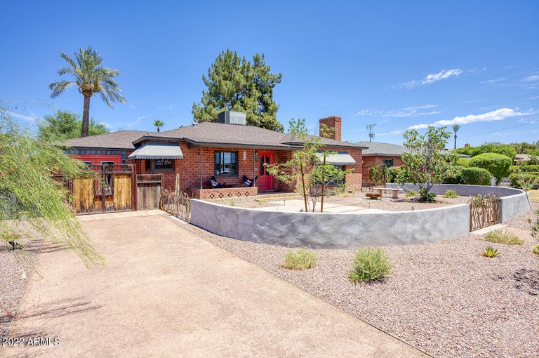Photo 2 of 31 - 1246 E Cambridge Ave, Phoenix, AZ 85006