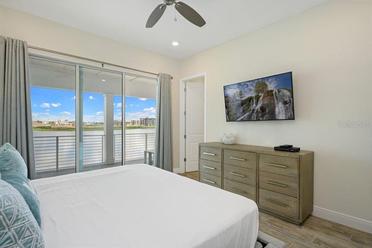Photo 23 of 34 - 8117 SE Surf St #8117, Kissimmee, FL 34747