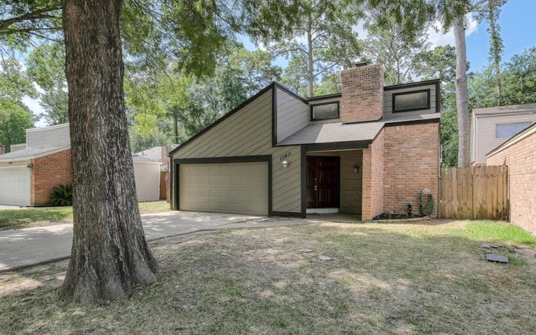 Photo 1 of 27 - 13411 Ravensway Dr, Cypress, TX 77429