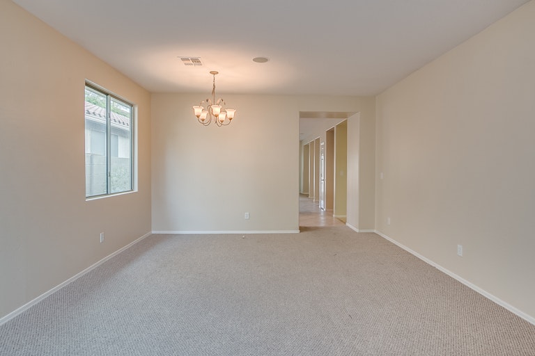 Photo 11 of 23 - 1612 W Kuralt Dr, Anthem, AZ 85086