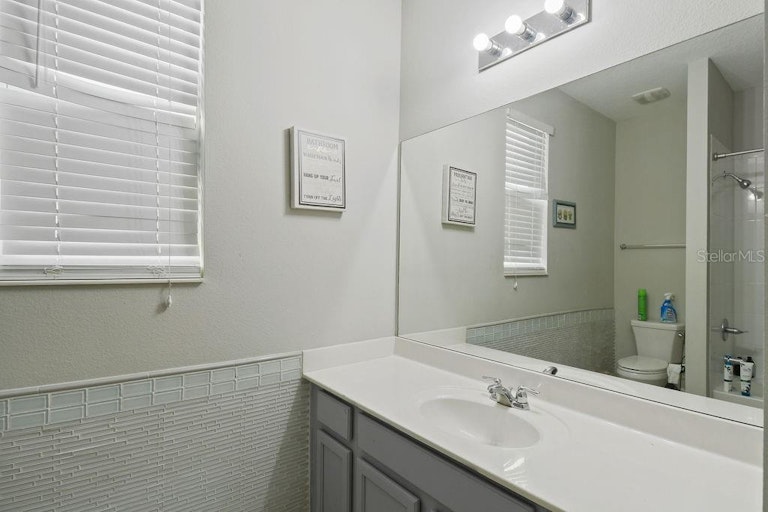 Photo 46 of 64 - 6146 Golden Dewdrop Trl, Windermere, FL 34786