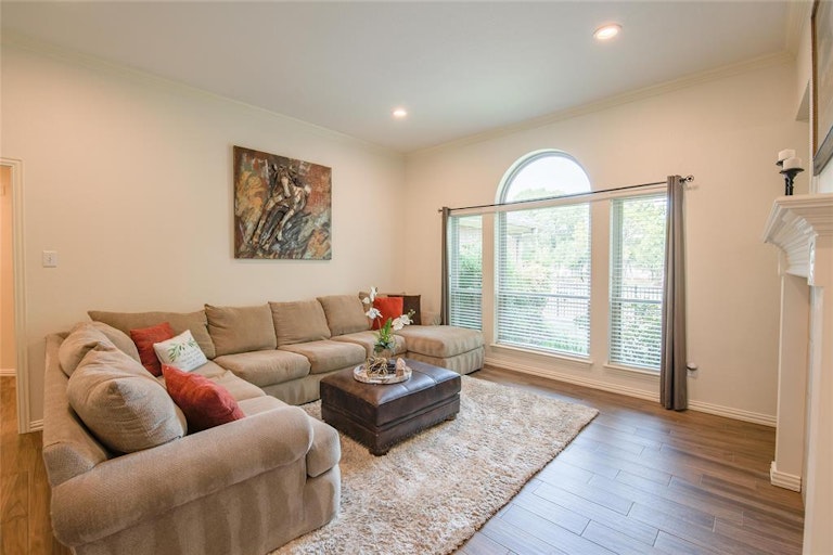 Photo 10 of 36 - 1225 Trail Ridge Dr, Keller, TX 76248
