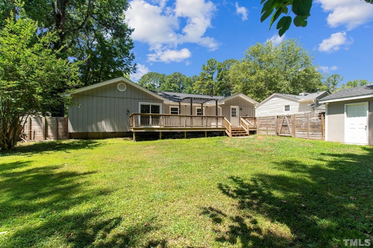 Photo 25 of 30 - 5313 Old Forge Cir, Raleigh, NC 27609