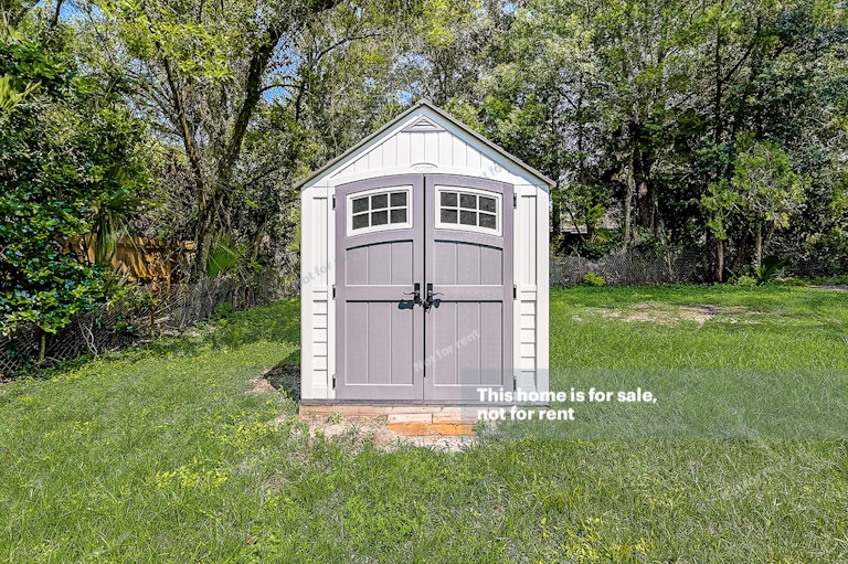 Photo 11 of 27 - 3503 Rogero Rd, Jacksonville, FL 32277