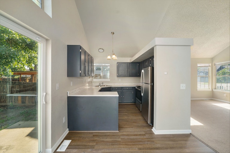 Photo 4 of 18 - 20811 E 45th Ave, Denver, CO 80249