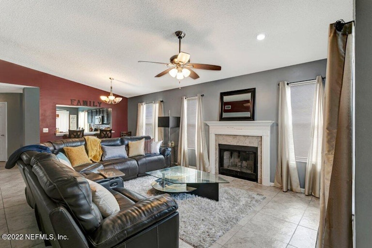 Photo 7 of 42 - 11981 Harbour Cove Dr S, Jacksonville, FL 32225