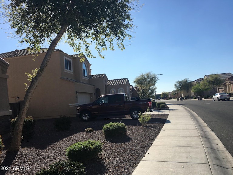 Photo 5 of 34 - 9551 W Harmony Ln, Peoria, AZ 85382
