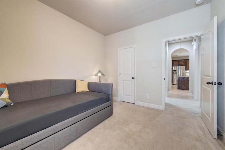 Photo 38 of 40 - 2701 Twinflower Dr, Fort Worth, TX 76244