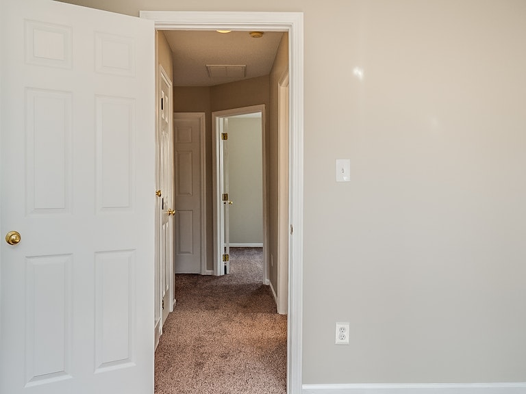 Photo 22 of 26 - 2500 Holbrook Ct, Raleigh, NC 27604