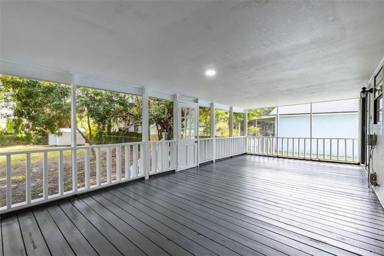 Photo 16 of 28 - 10017 Parsons St, Tampa, FL 33615