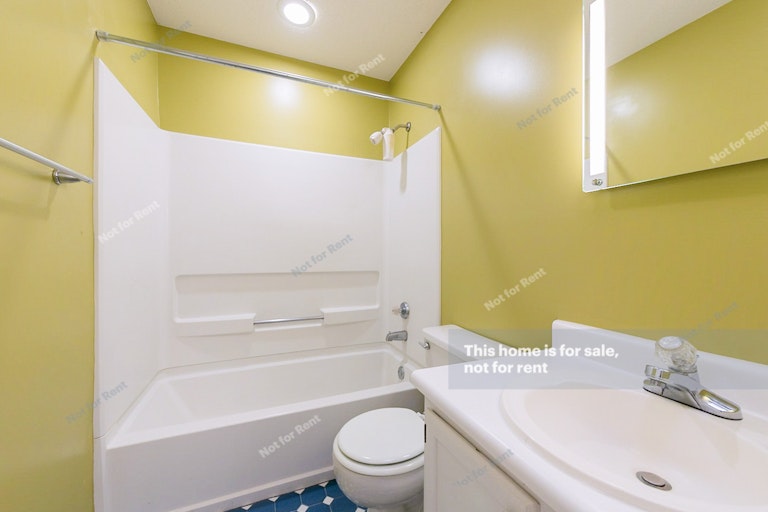 Photo 16 of 19 - 4113 Settlement Dr, Durham, NC 27713