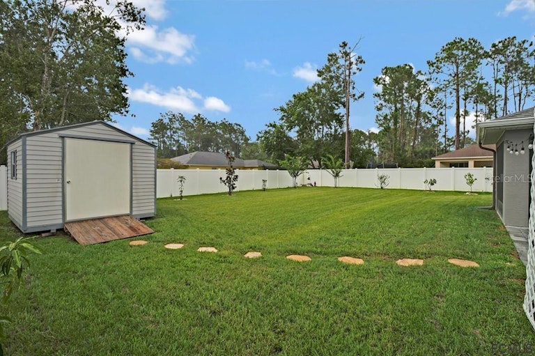 Photo 39 of 40 - 39 Rickenbacker Dr, Palm Coast, FL 32164