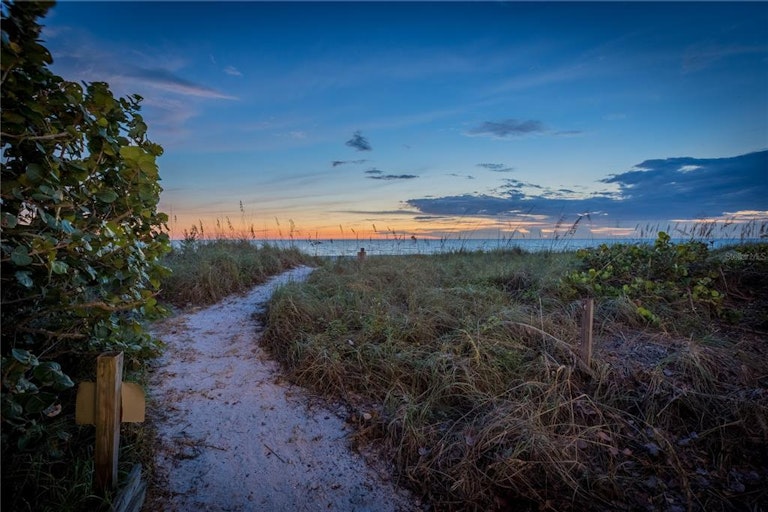 Photo 47 of 51 - 9924 Gulf Blvd, Treasure Island, FL 33706