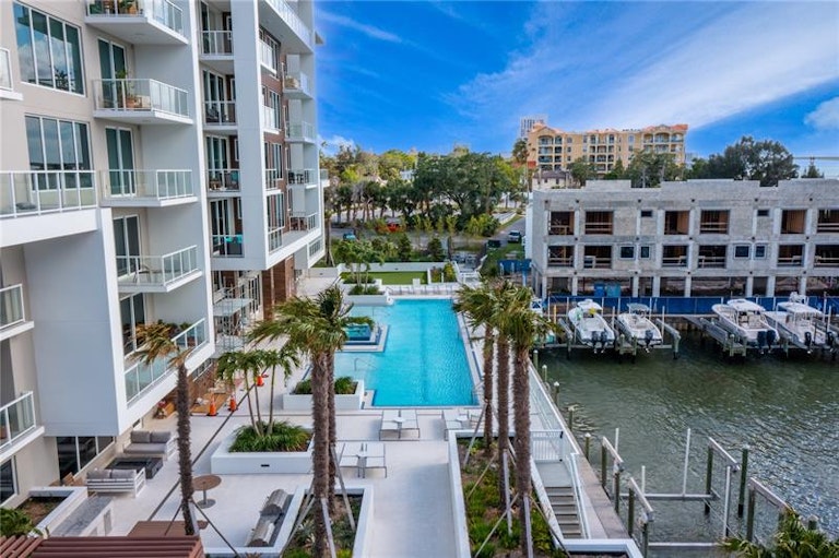 Photo 2 of 3 - 920 N Osceola Ave #705, Clearwater, FL 33755
