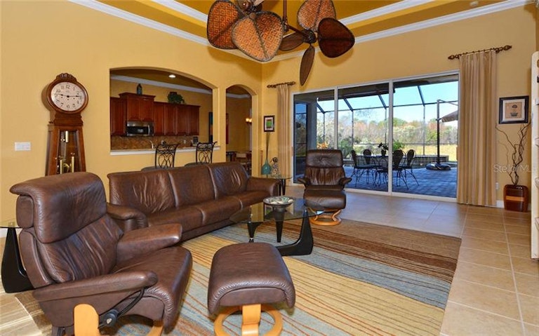 Photo 4 of 25 - 105 Caneletto Way, North Venice, FL 34275