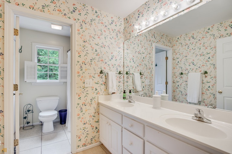 Photo 50 of 70 - 3723 Hardy Rd, Gainesville, GA 30506