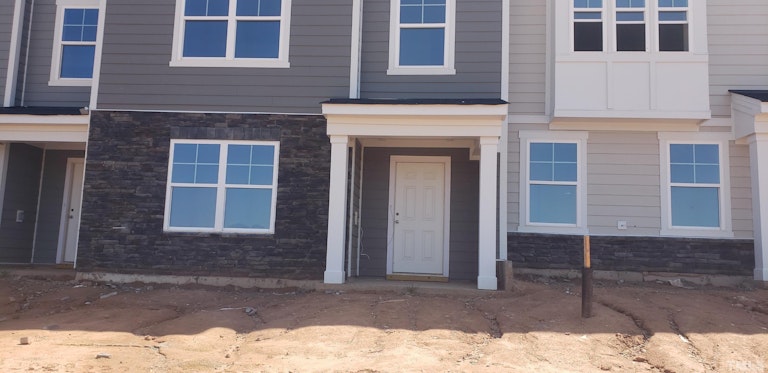 Photo 1 of 32 - 108 Maple Grove Ln, Durham, NC 27703