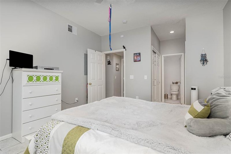 Photo 16 of 20 - 239 Longview Ave #113, Kissimmee, FL 34747