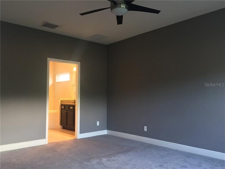 Photo 17 of 25 - 6352 Bradford Hill Ct, Wesley Chapel, FL 33545
