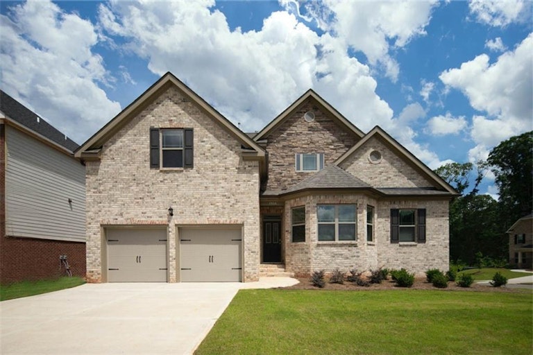 Photo 1 of 23 - 13100 Vista Dr, Covington, GA 30014