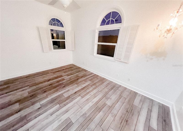 Photo 22 of 33 - 12804 Harborwood Dr, Largo, FL 33774