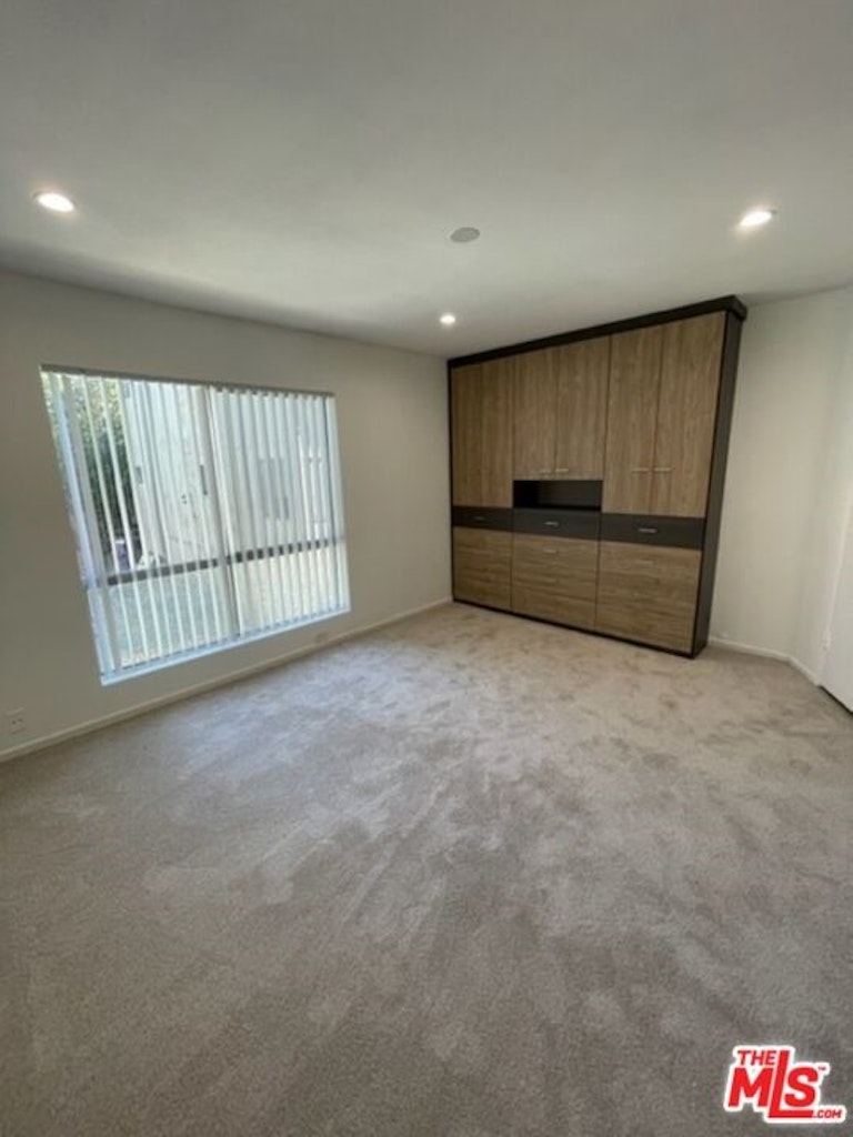 Photo 19 of 36 - 1023 Hancock Ave #212, West Hollywood, CA 90069