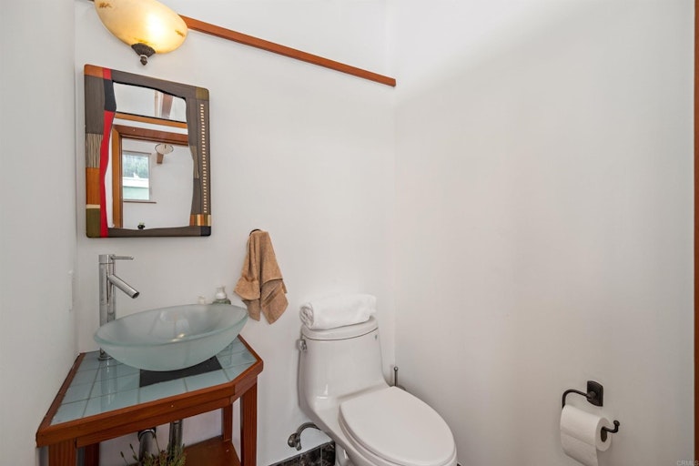 Photo 33 of 41 - 3136 Stanford Ave, Marina Del Rey, CA 90292