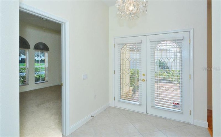 Photo 17 of 24 - 3736 Cadbury Cir #13, Venice, FL 34293