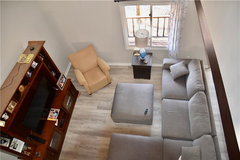 Photo 12 of 31 - 280 Pinebrook Dr, Waleska, GA 30183