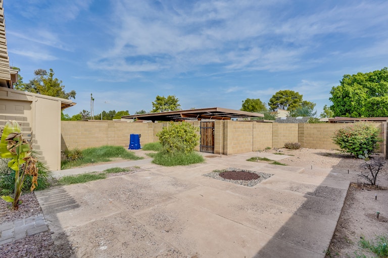 Photo 30 of 32 - 2176 E Ellis Dr, Tempe, AZ 85282