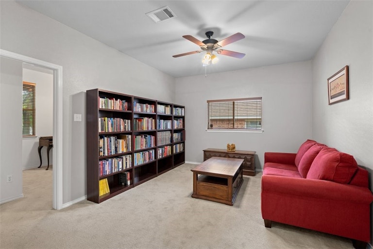 Photo 25 of 37 - 414 Las Colinas Dr, Leander, TX 78641