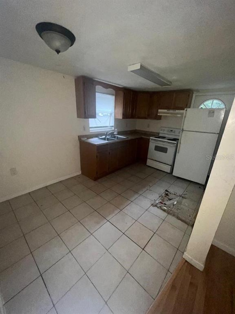 Photo 9 of 15 - 3804 N 53rd St, Tampa, FL 33619