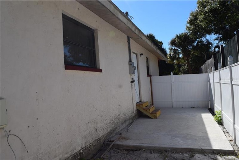 Photo 11 of 11 - 4011 Annie St, Sarasota, FL 34233