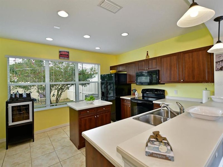 Photo 6 of 25 - 5532 River Sound Ter, Bradenton, FL 34208