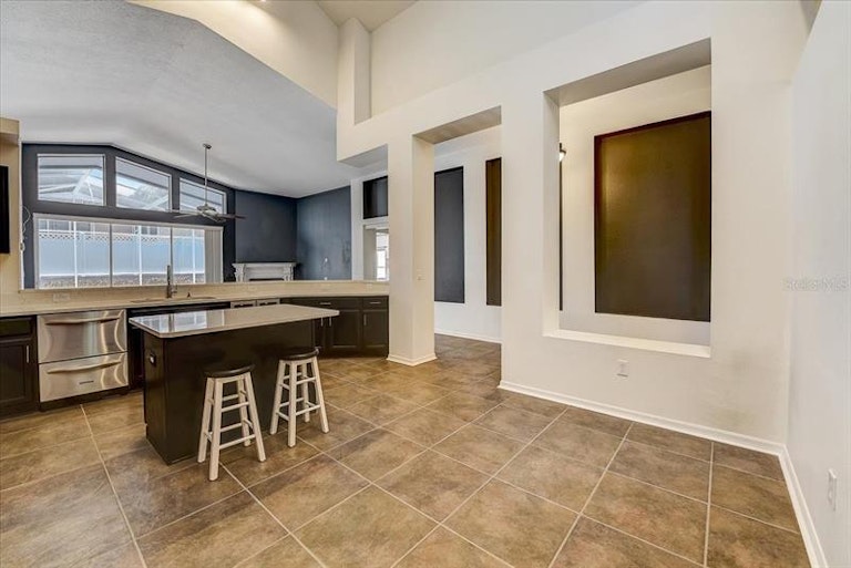 Photo 20 of 47 - 2203 Katana Pl, Brandon, FL 33511