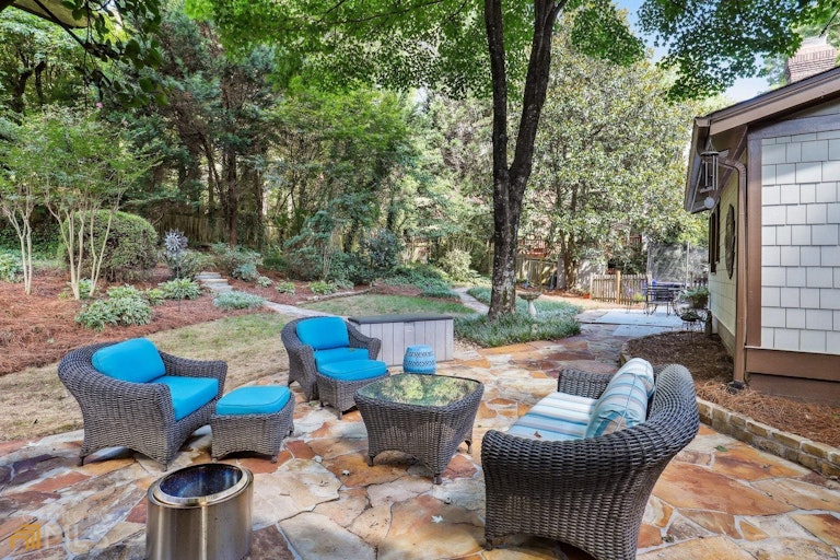 Photo 41 of 41 - 1005 Redstone Ln, Atlanta, GA 30338