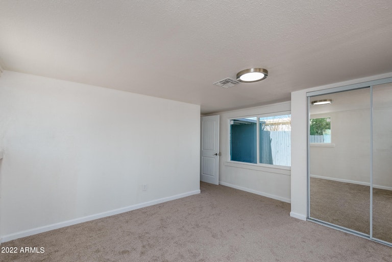 Photo 11 of 24 - 45386 W Hathaway Ave, Maricopa, AZ 85139